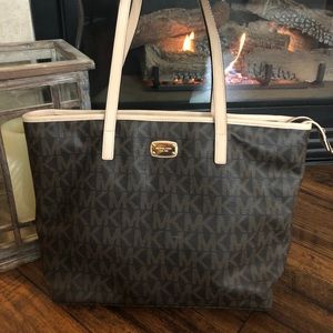 Michael Kors Tote